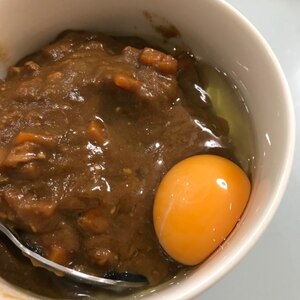 暑い夏に！生卵のスタミナカレー